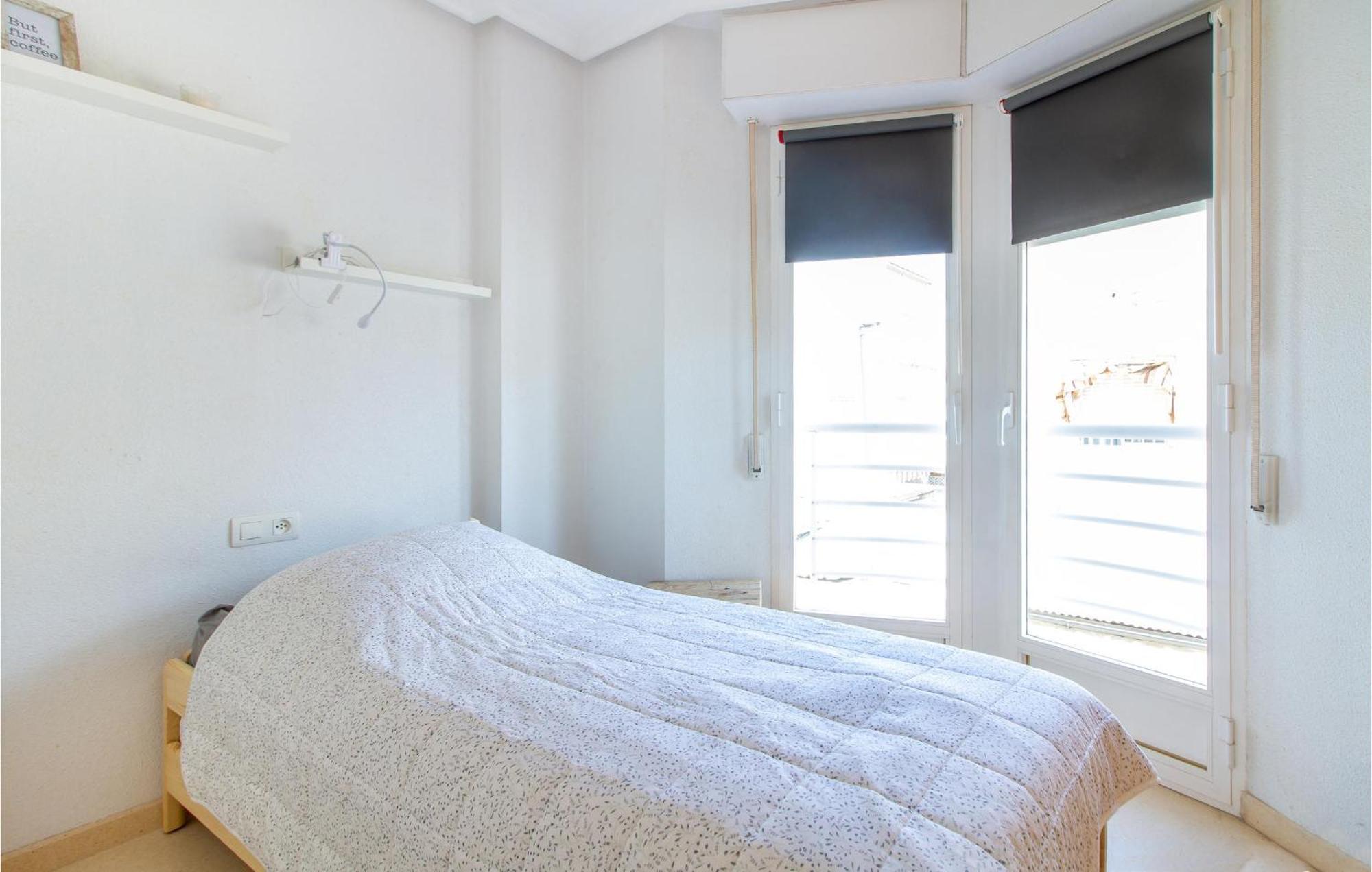 2 Bedroom Lovely Home In Santa Pola Zewnętrze zdjęcie