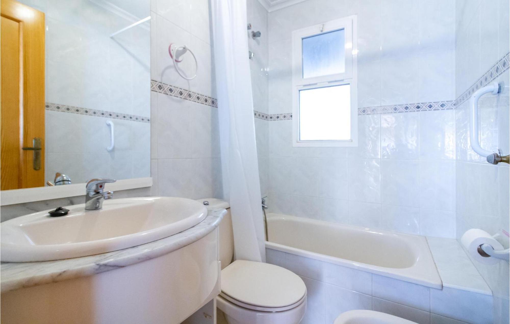 2 Bedroom Lovely Home In Santa Pola Zewnętrze zdjęcie